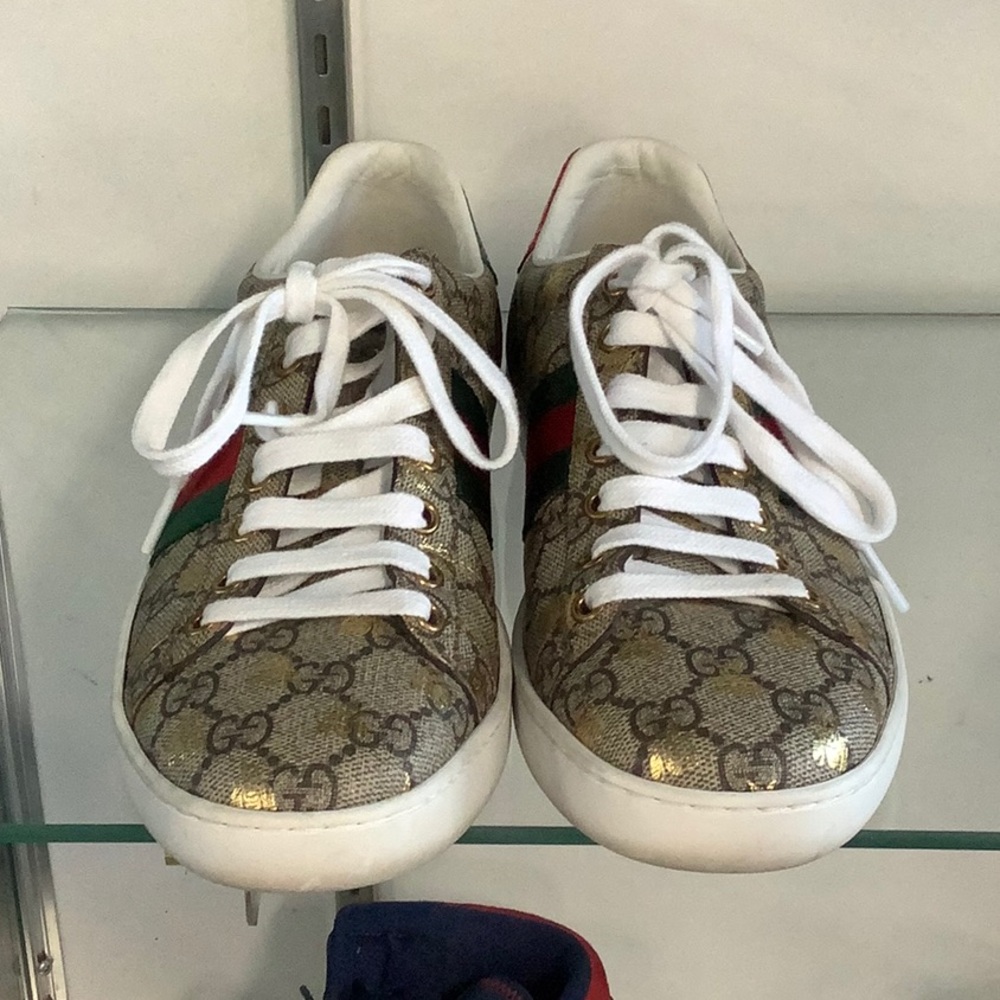 Gucci shoes